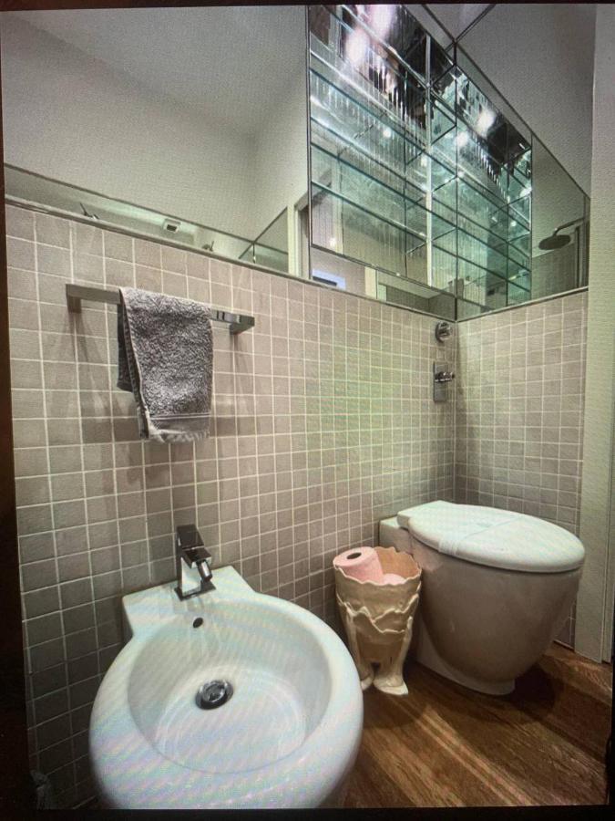 S.Ambrogio/Duomo •Jacuzzi • Luxury •Design Apartamento Milão Exterior foto